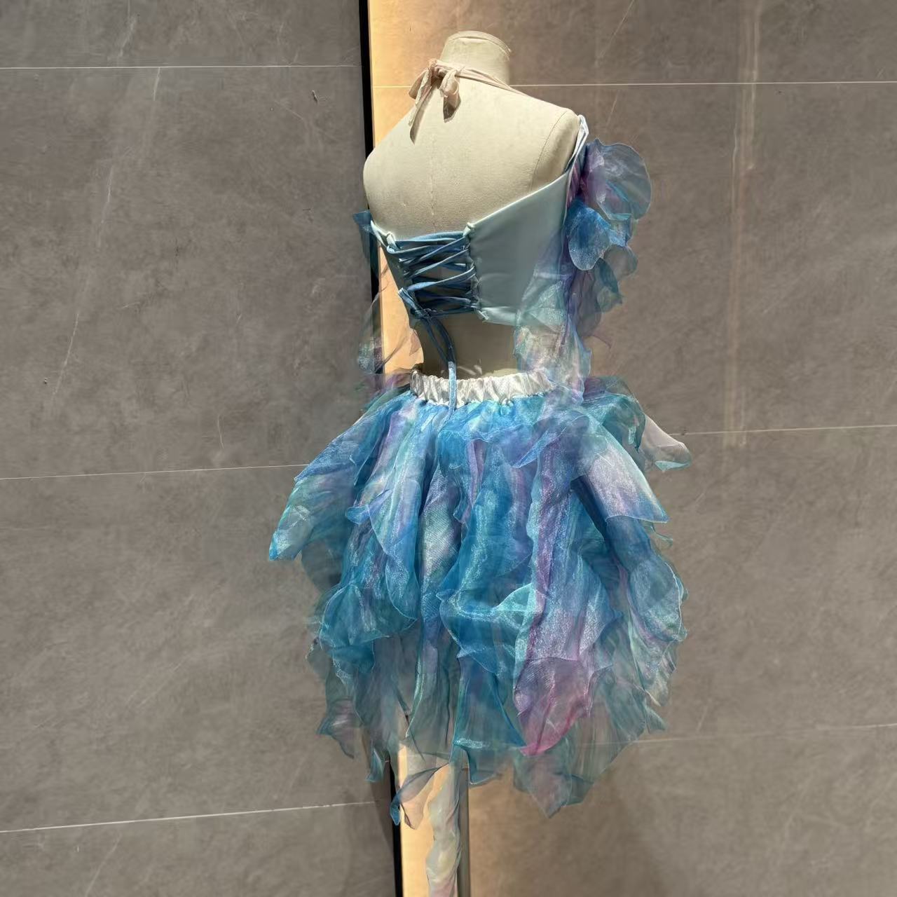 Mermaid Water Dance Skirt Prin - Aquarium & Marine Museum Universiti Malaysia Sabah Kota Kinabalu Sabah Photos 评论和价格